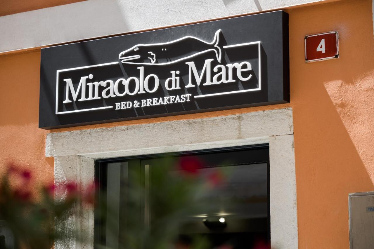 לינה וארוחת בוקר פיראן Miracolo Di Mare Trend מראה חיצוני תמונה